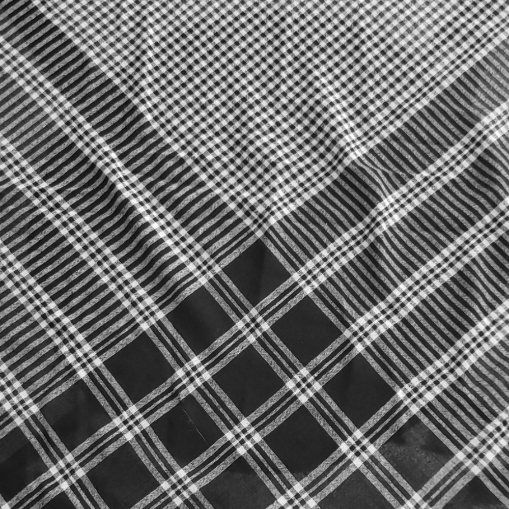 Scarf - Picture 2 of 6